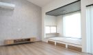 新潟の建売住宅tooneHOUSE（トーンハウス）造作のテレビボードと小上がりの畳スペース